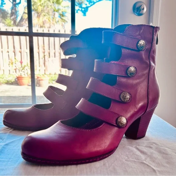 L’artiste by Spring Multi-strapped Ankle Boots, red - Picture 2 of 9